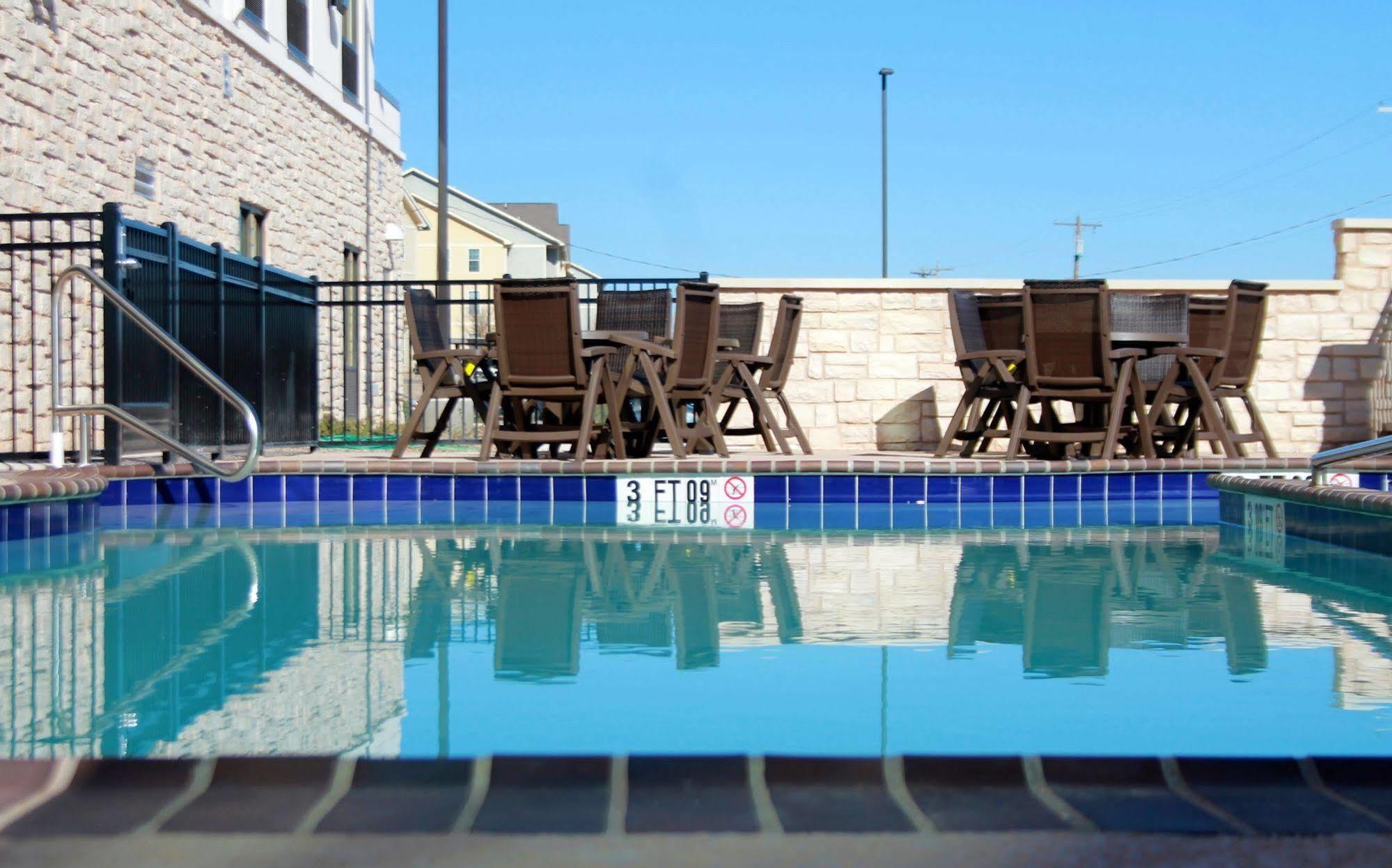Wingate By Wyndham San Angelo Hotel Екстериор снимка
