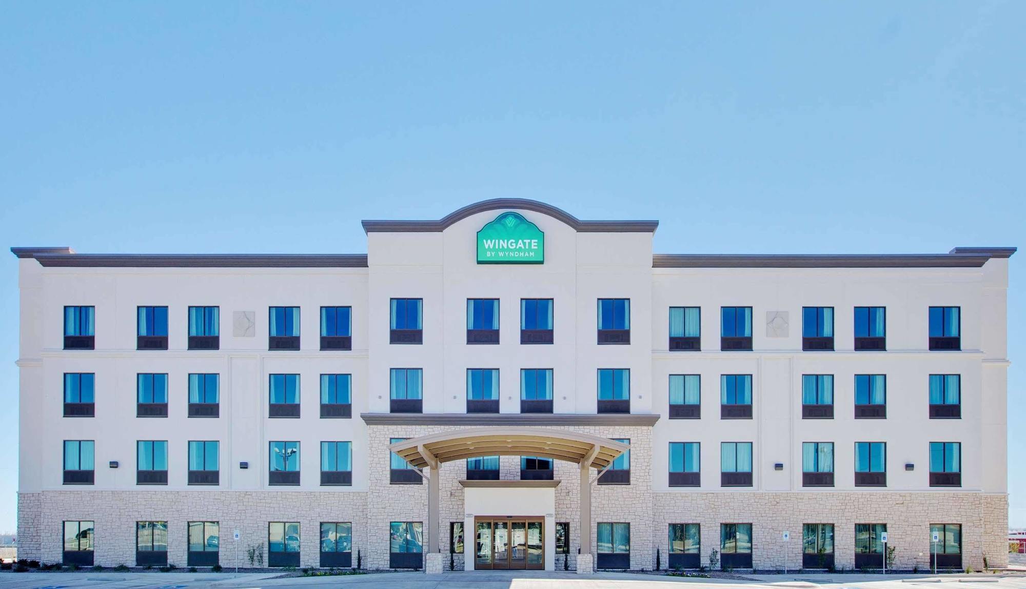 Wingate By Wyndham San Angelo Hotel Екстериор снимка
