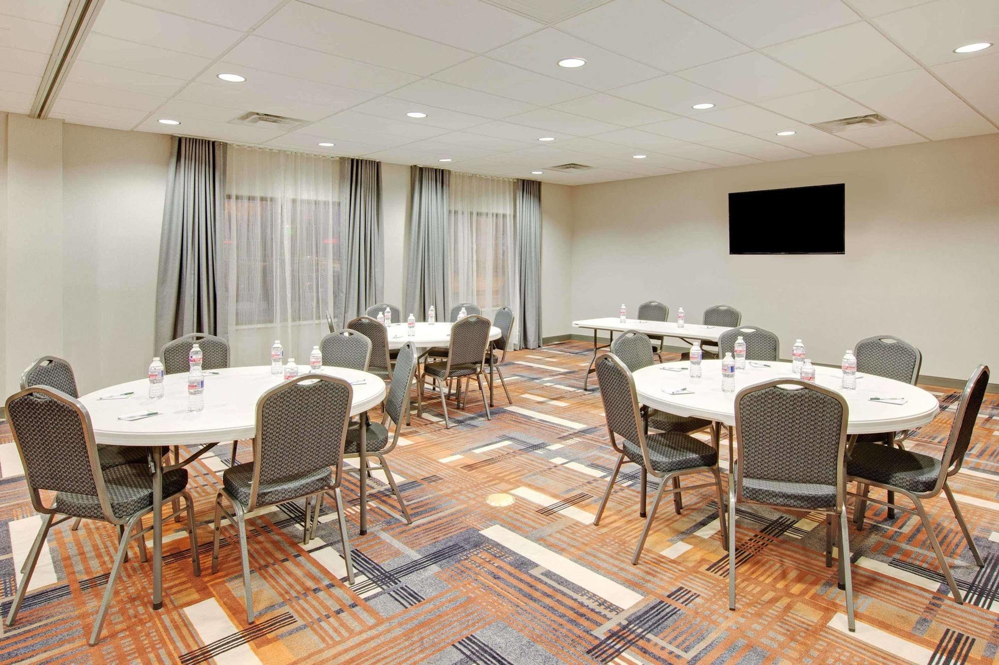Wingate By Wyndham San Angelo Hotel Екстериор снимка